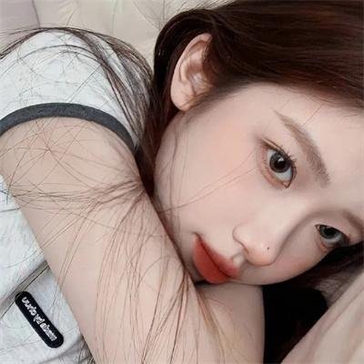 最近，我的妹妹有点怪